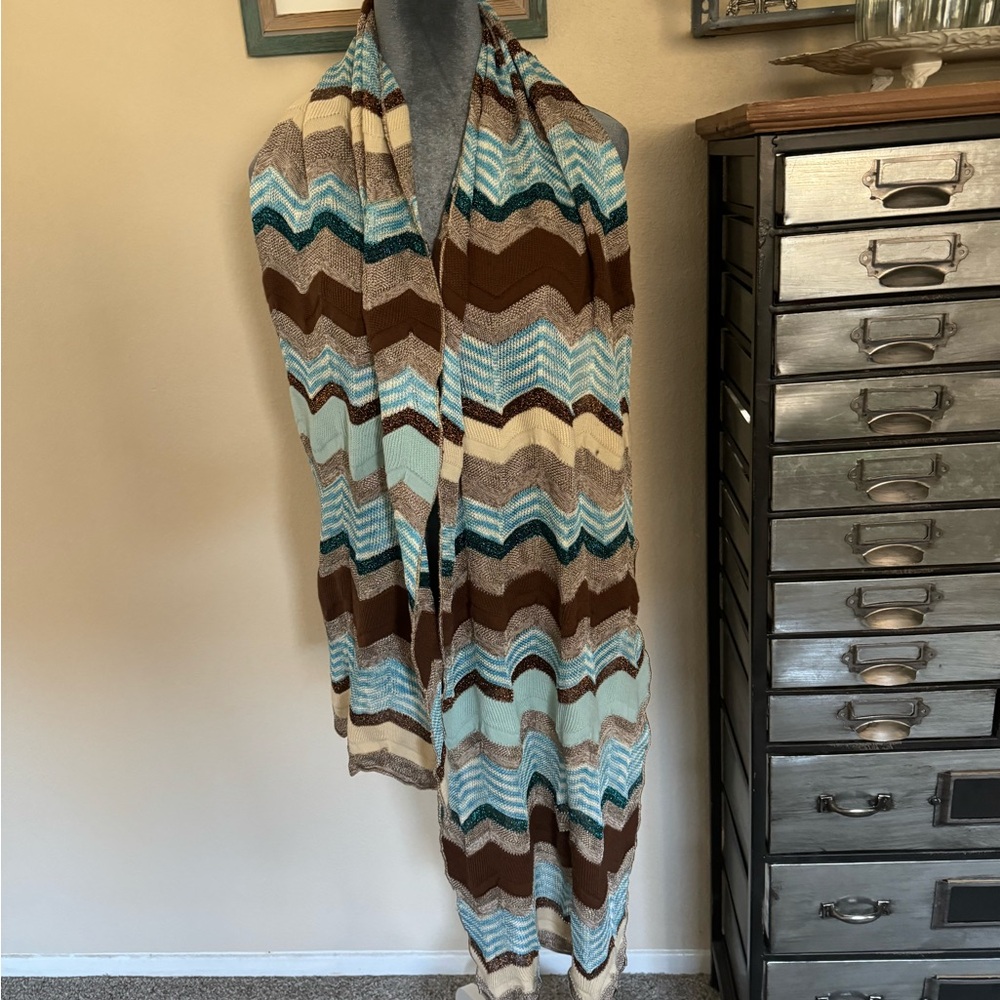 Preowned Missoni Iconic Chevron Pattern Blue/Brown/Tan/White Scarf - GUC